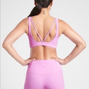Athleta XL Exhale Bra in Opaque Lilac